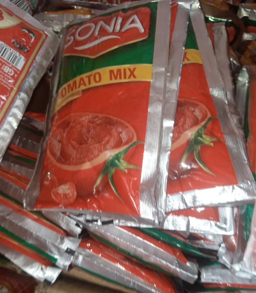 SONIA TOMATO