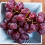 RED GRAPES